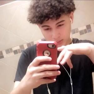 Meet your Posher, Jean